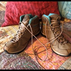 Hiking/cold weather boots